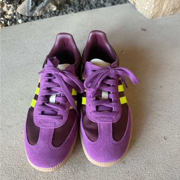 Adidas Samba Purple and Neon Yellow Shoes - Picture 3 of 6